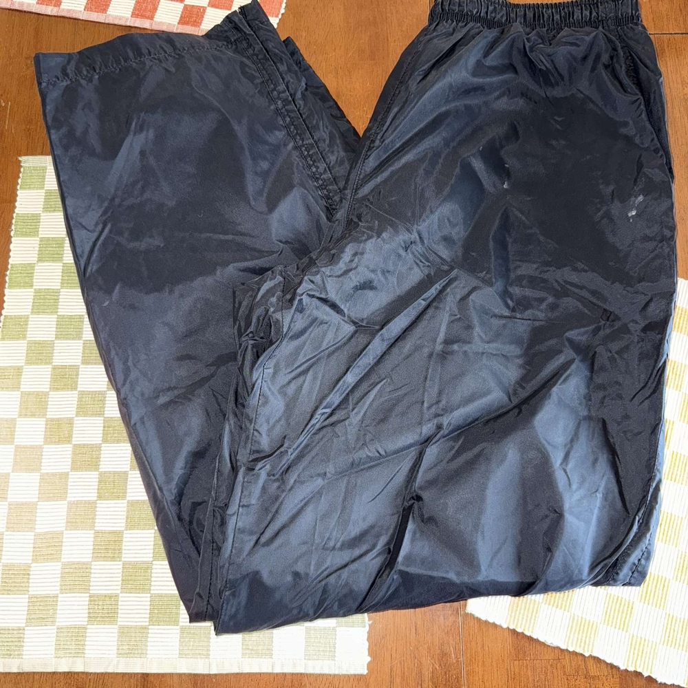 Nike Black Sweatpants with Elastic Waistband